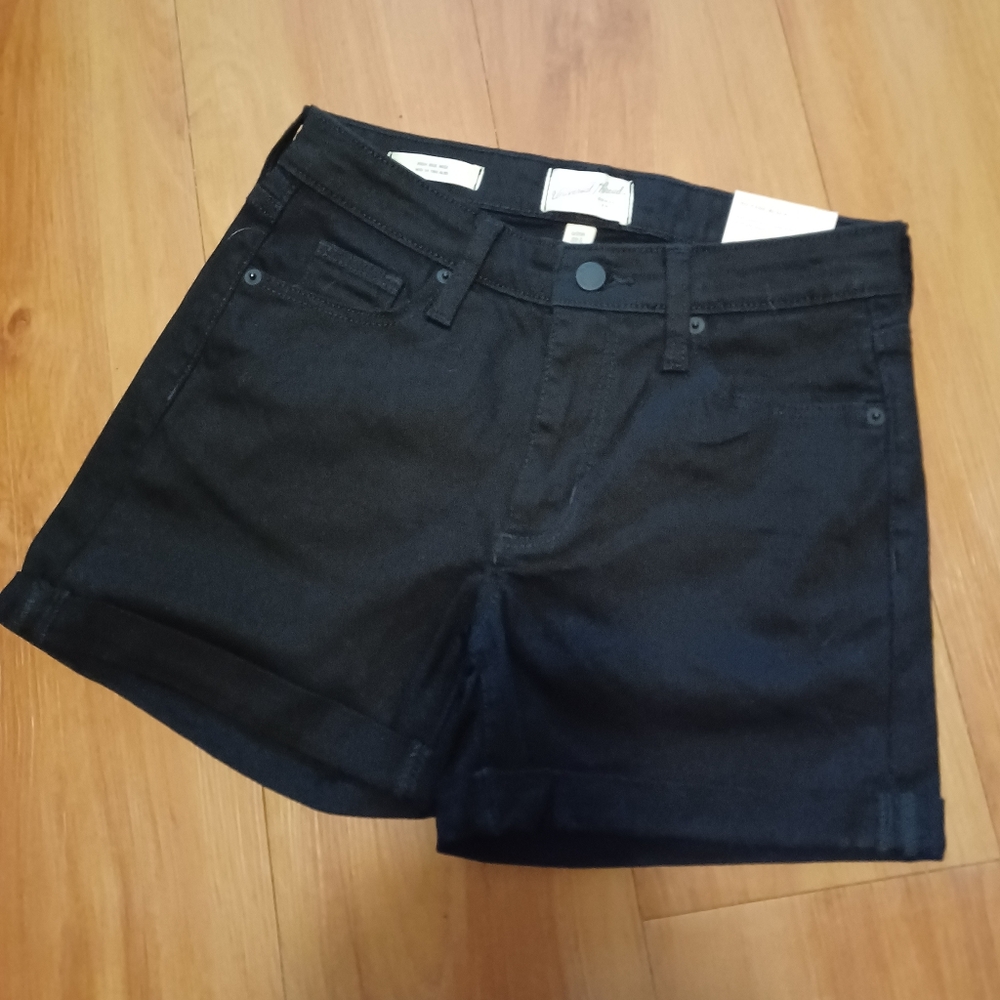 Universal Thread High Rise Black Shorts